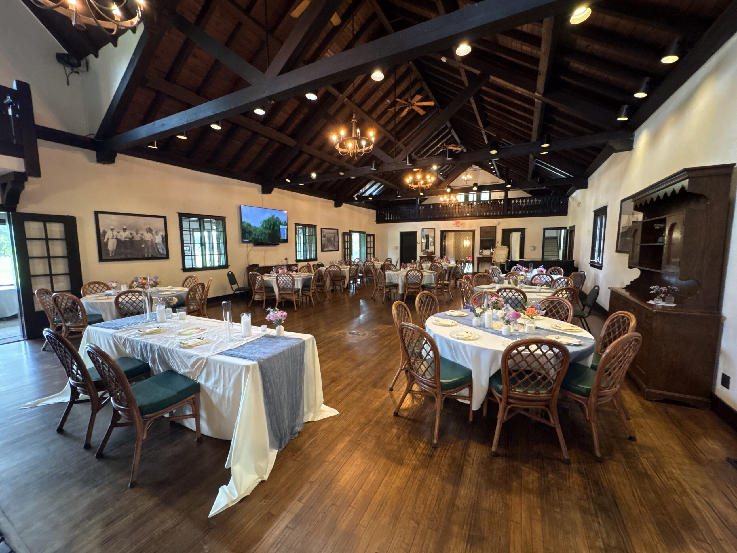 Harrison Hills Golf Club Attica Indiana Great Hall Wedding Setup